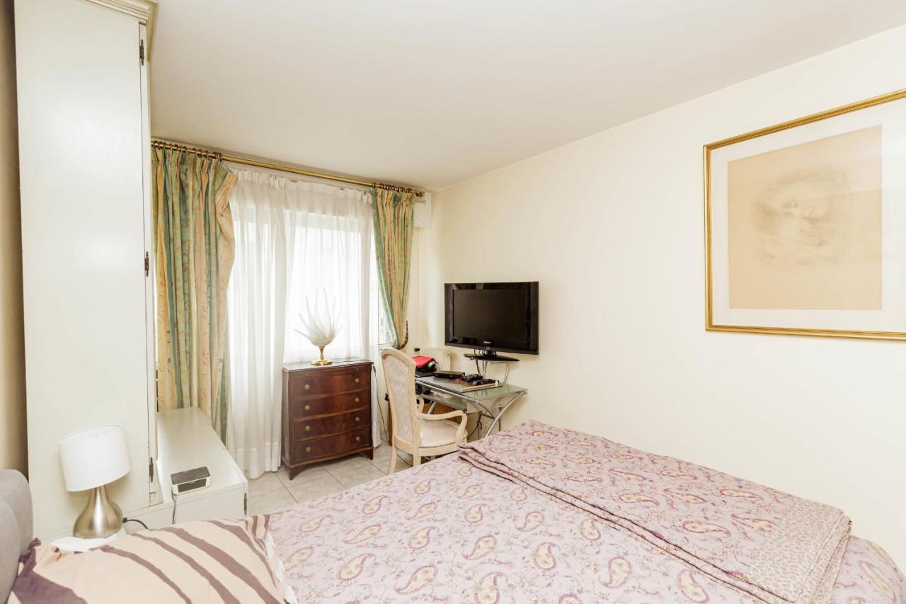 Spacious T3 With View In The Heart Of The City! Charenton-le-Pont Zewnętrze zdjęcie